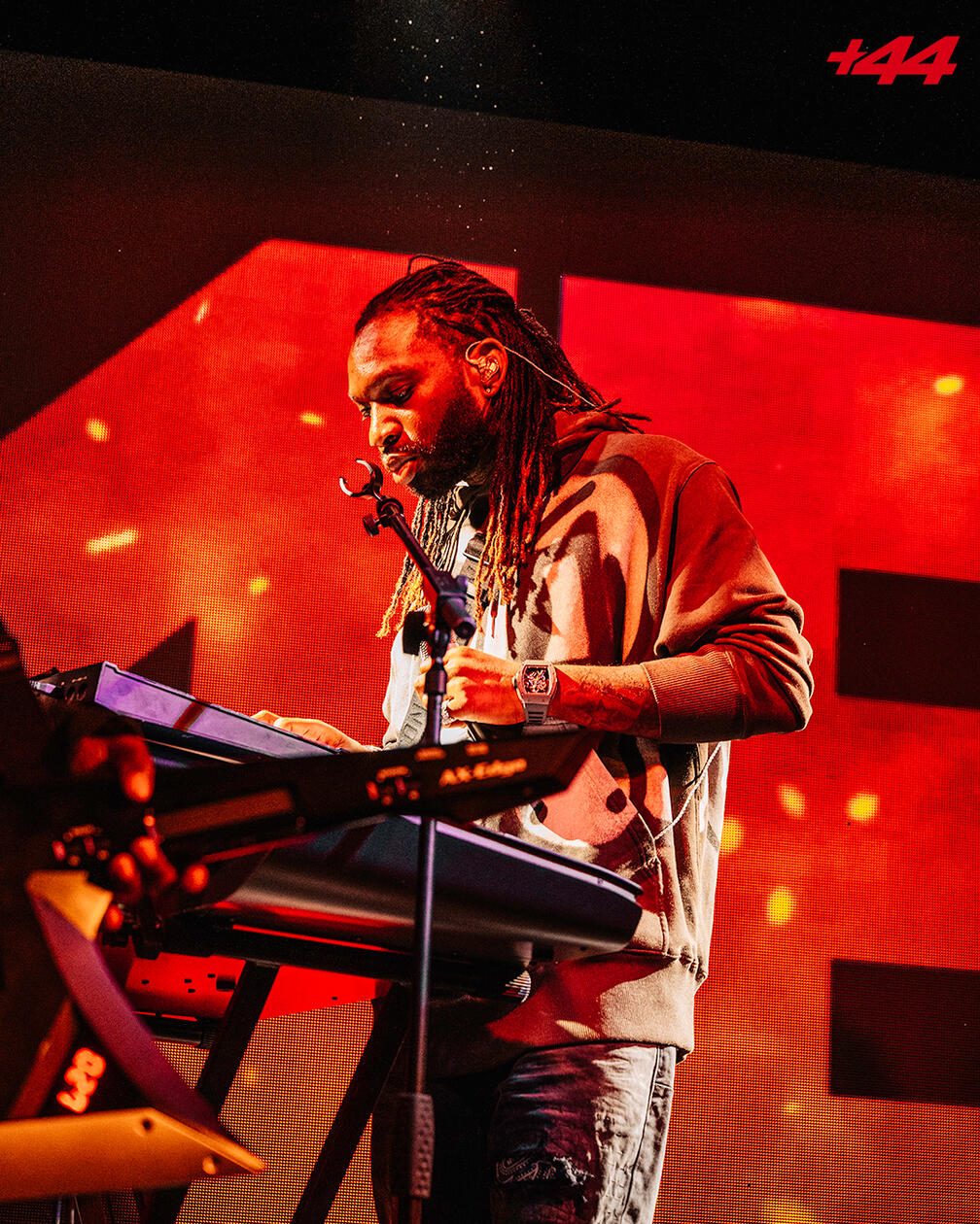 +44 Live with JAE5 pre-show rehearsals